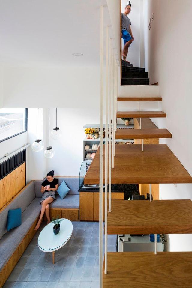 18㎡的複式小3層，一家三口居然住成了小別墅！