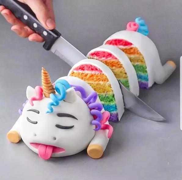 國外超火的甜點新品！ 一半精緻，一半搞笑！ 吃之前讓你先笑出來！