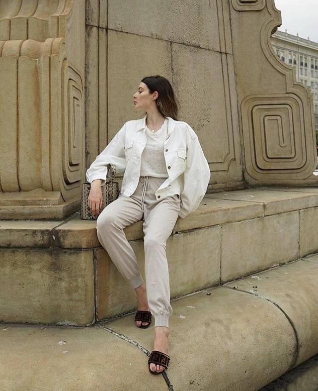 九分褲怎麼穿才不路人？ 建議你換一雙涼鞋！