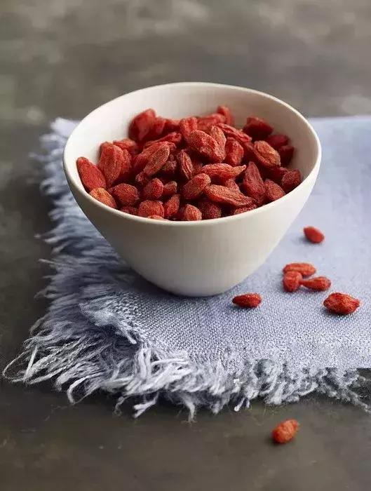枸杞的四季搭配法+食用禁忌！