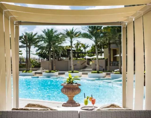 全球24個超奢華酒店品牌合集，你睡過幾個？