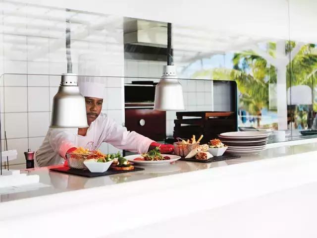 全球24個超奢華酒店品牌合集，你睡過幾個？