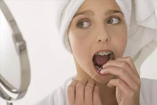 還在猶豫是否整牙，明星們默默變美都在靠它，你想知道的這篇都有