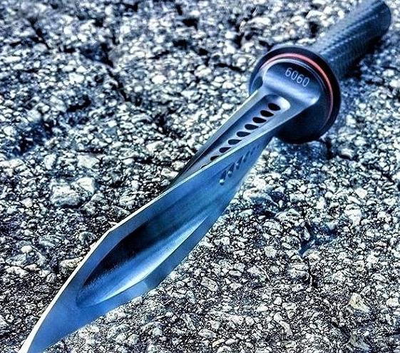 最毒軍刀：狗腿刀只排第3，第2最霸道，比中國56式刺刀還“變態”