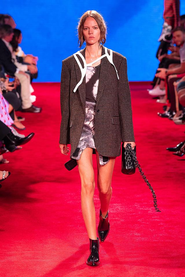 「紐約時裝週」下個春夏，時髦精的全身都是重點