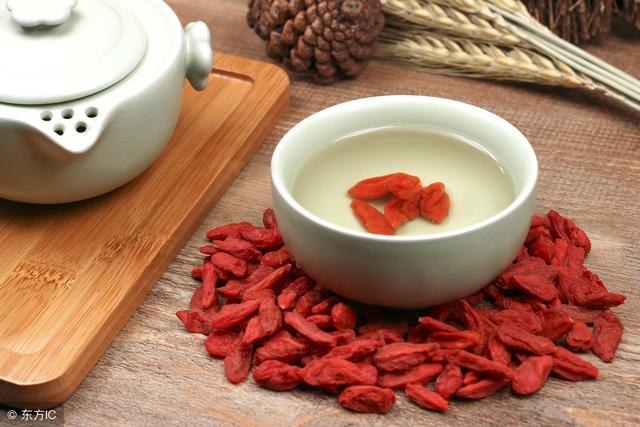 這4種中藥，月經後女人多喝，可以調養身體