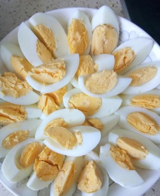 雞蛋還再炒著吃嗎？ 換種新做法，好吃到比吃肉還過癮，誰吃誰知道