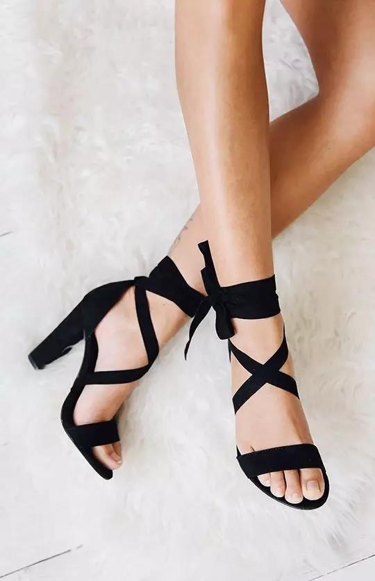 女人為啥穿高跟鞋更好看？