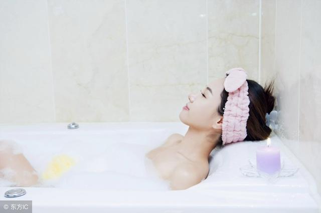 泡澡時加點天然植物，潤膚祛燥，整個秋冬神清氣爽！