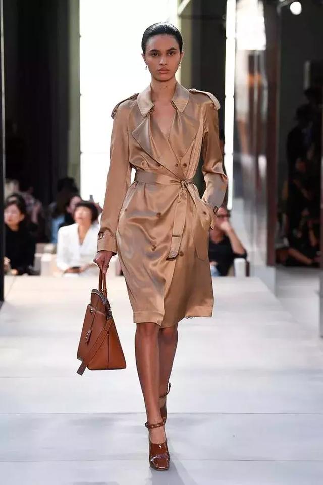 全新的Burberry有多時髦？ 看完這篇想買下一整季