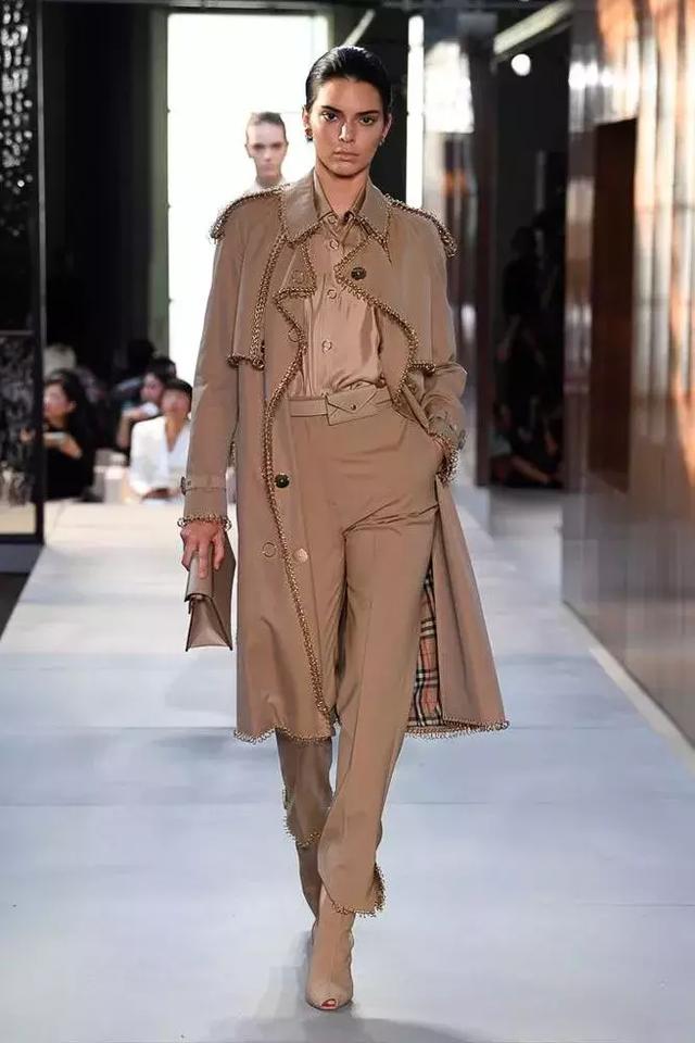 全新的Burberry有多時髦？ 看完這篇想買下一整季