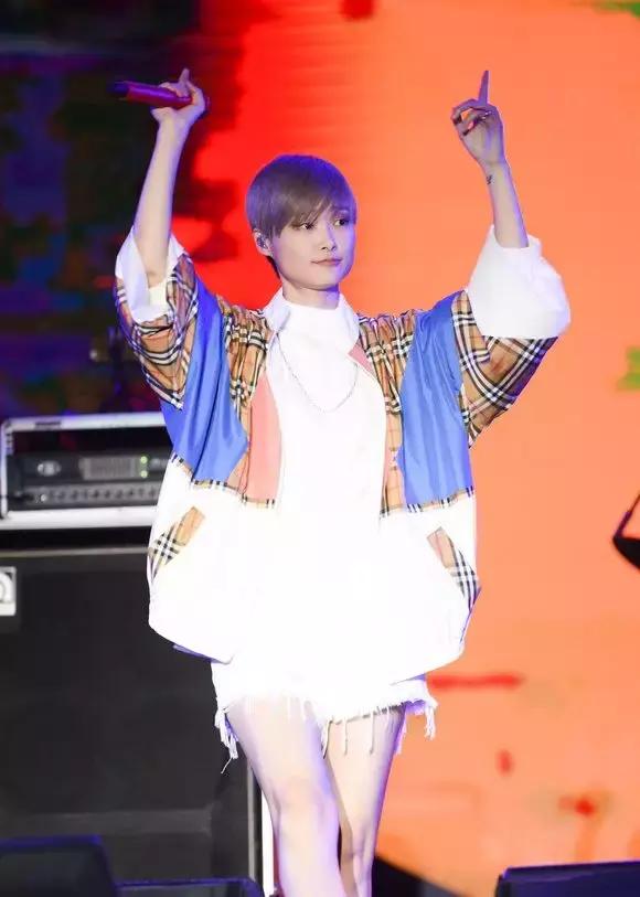 全新的Burberry有多時髦？ 看完這篇想買下一整季