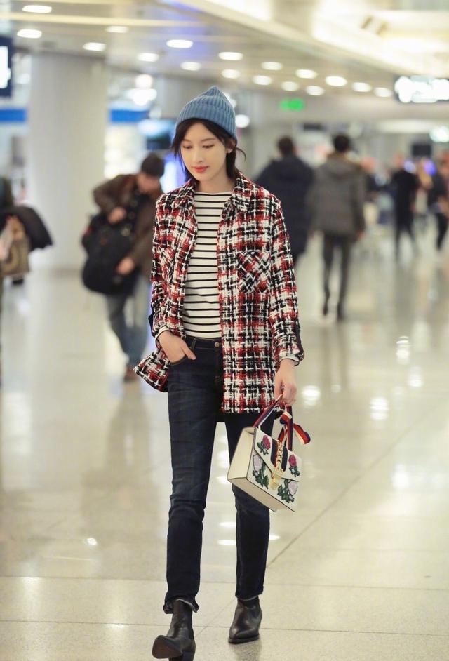 今年秋冬最火的元素,得是時髦經典的條紋元素!