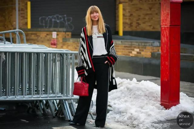 今年秋冬最火的元素,得是時髦經典的條紋元素!