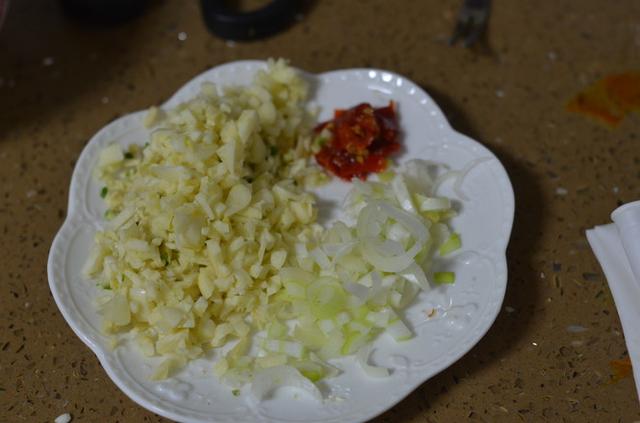 秋天一到“它”就變嫩，教你不炒不燉，開胃下飯，美的連湯都不剩