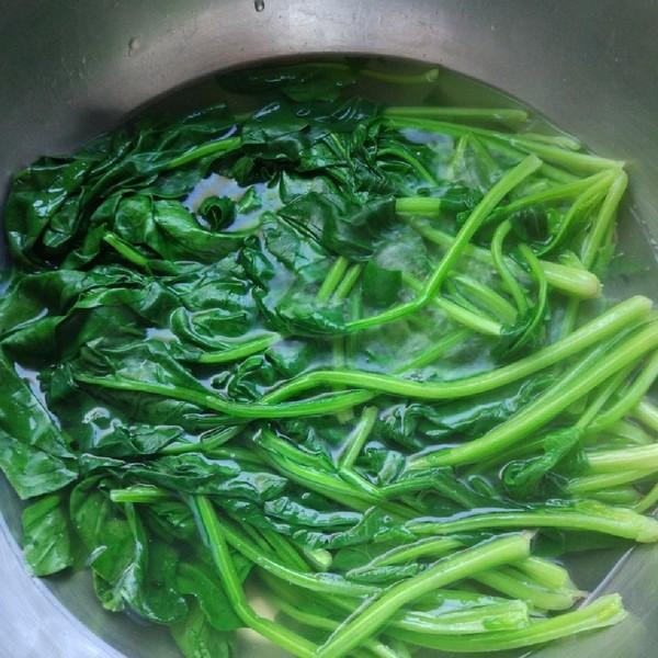 這才是菠菜最好吃的做法，步驟簡單一看就會，老人小孩都愛吃