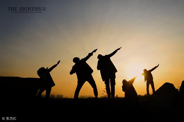 一邊拼命“躲清閒”、一邊花錢“買健康”！