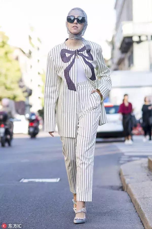 清爽簡單的夏季已經過去，快穿上一雙“寶石鞋”溫柔的走入秋天吧