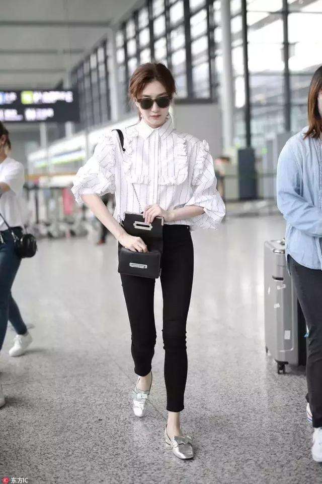 這些時髦的搭配可以證明這1雙鞋真的可以抵10雙穿