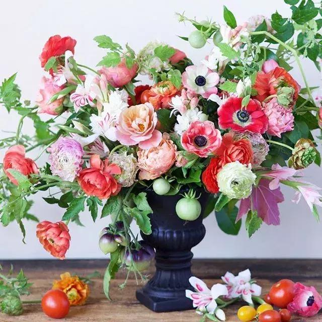 分享一組舊金山花藝師Kiana的大作，抱走舔屏去！