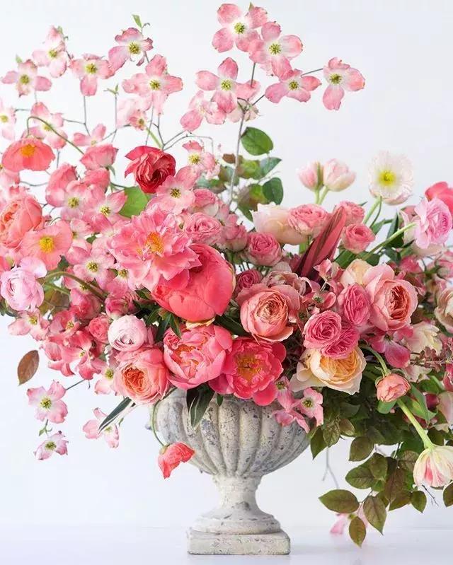 分享一組舊金山花藝師Kiana的大作，抱走舔屏去！