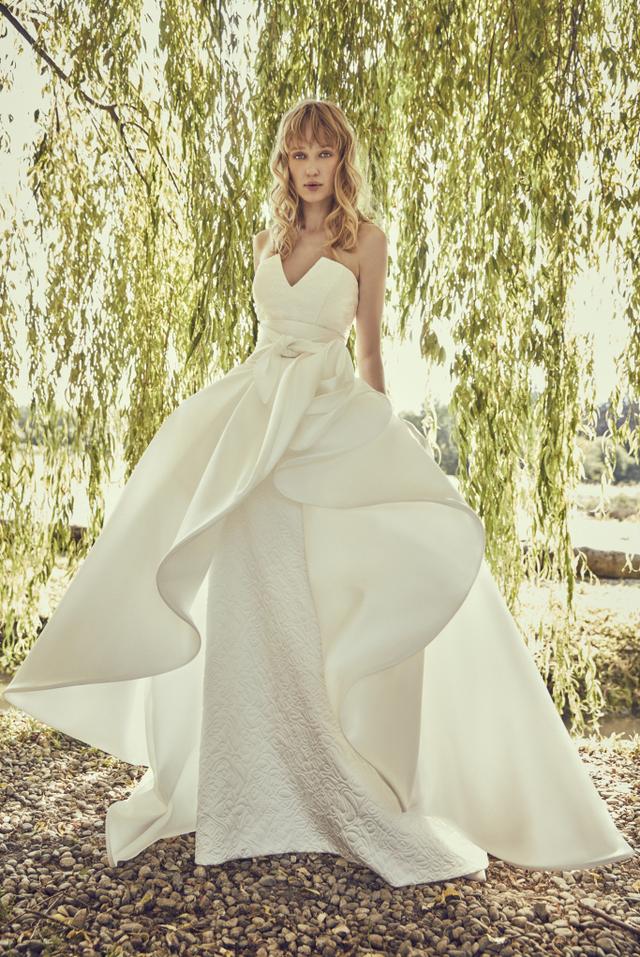 趨勢：2019秋冬七大婚紗設計趨勢