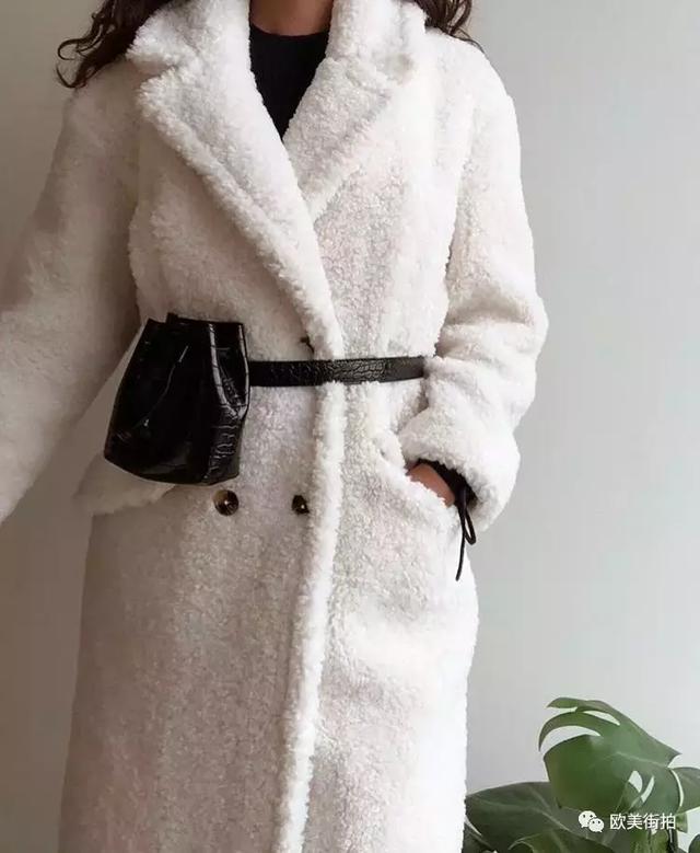 最流行這件外套，它比大衣還好穿！