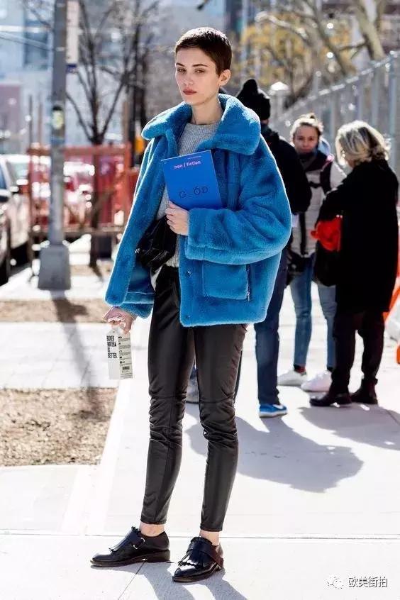 最流行這件外套，它比大衣還好穿！