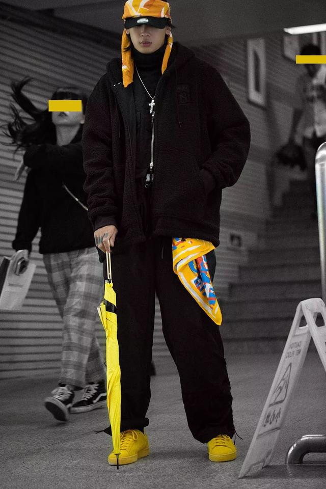 香奈兒設計師跟PUMA搞聯名？ 試穿完竟然有點好看！