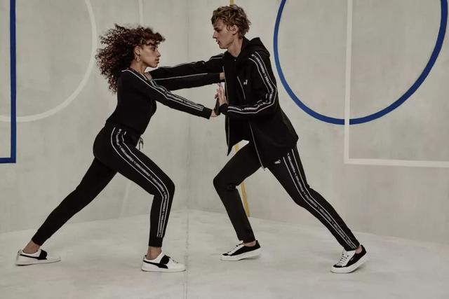 香奈兒設計師跟PUMA搞聯名？ 試穿完竟然有點好看！