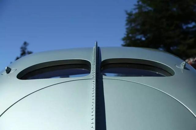 曾被人們譽為史上最美的終極布加迪，長這個樣子！