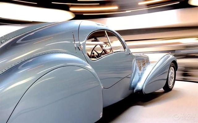 曾被人們譽為史上最美的終極布加迪，長這個樣子！