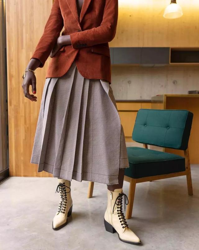 這個秋冬最好看的50雙短靴清單來了！ 照著買讓這個冬天又美又溫暖