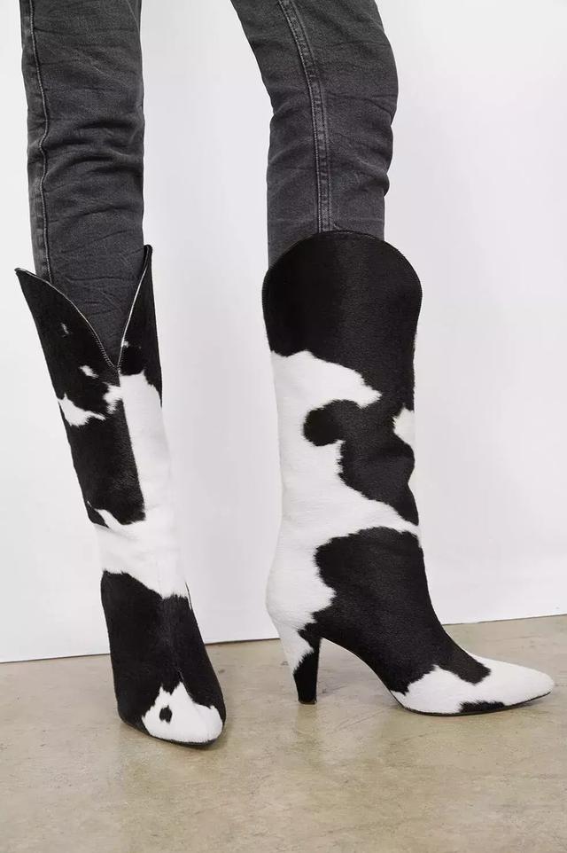 這個秋冬最好看的50雙短靴清單來了！ 照著買讓這個冬天又美又溫暖