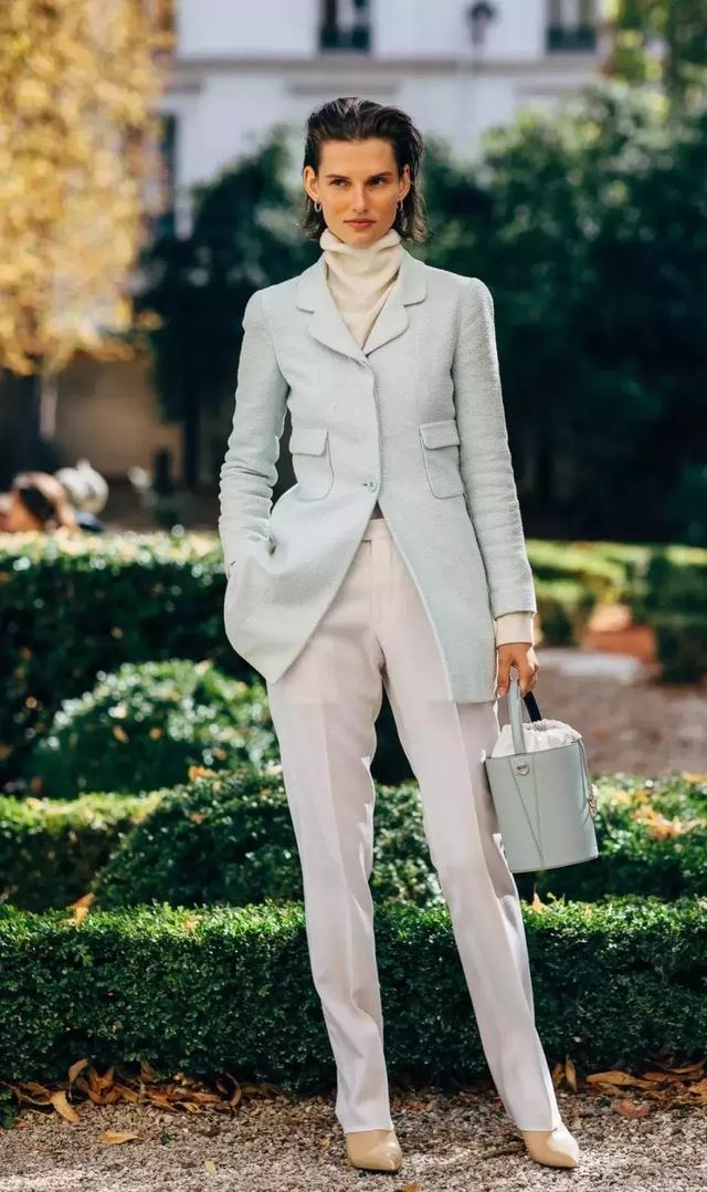 這個秋冬最好看的50雙短靴清單來了！ 照著買讓這個冬天又美又溫暖