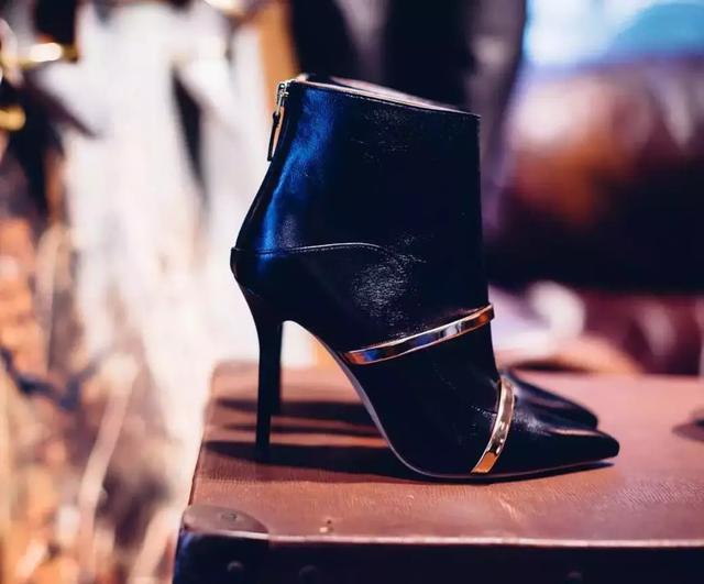 這個秋冬最好看的50雙短靴清單來了！ 照著買讓這個冬天又美又溫暖