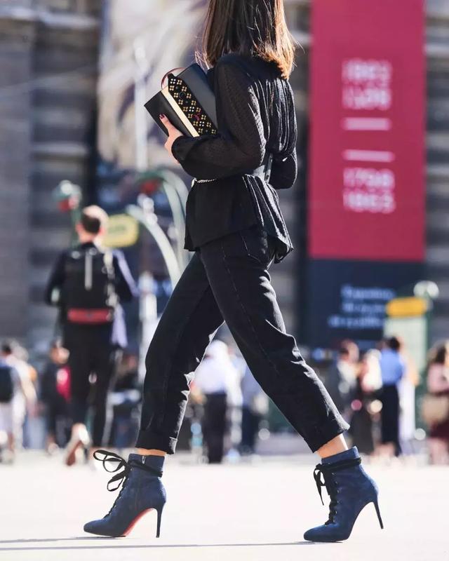 這個秋冬最好看的50雙短靴清單來了！ 照著買讓這個冬天又美又溫暖