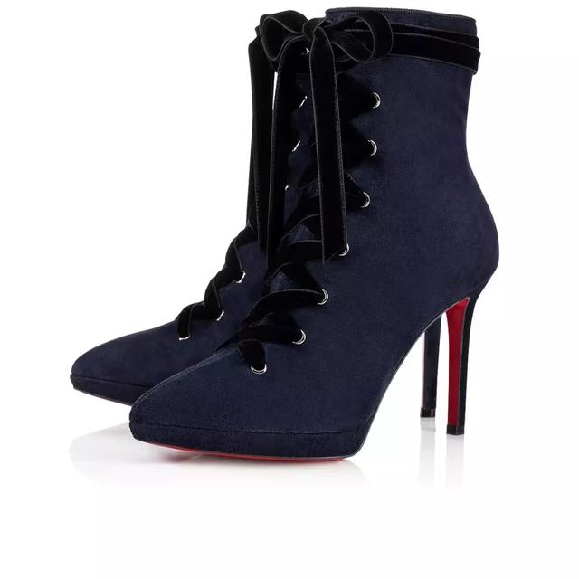 這個秋冬最好看的50雙短靴清單來了！ 照著買讓這個冬天又美又溫暖