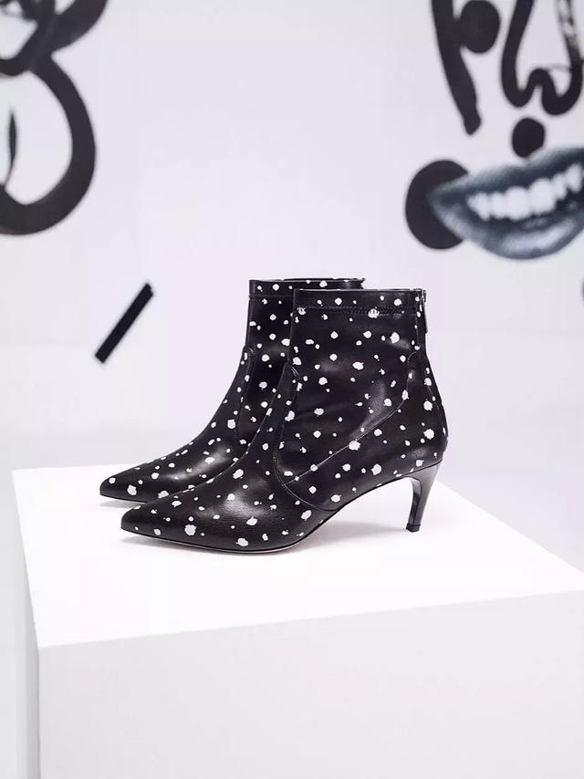 這個秋冬最好看的50雙短靴清單來了！ 照著買讓這個冬天又美又溫暖