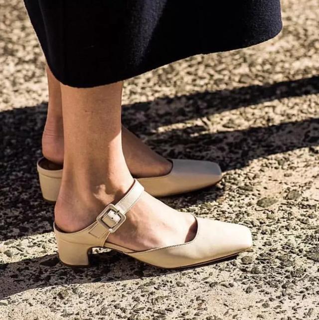 這個秋冬最好看的50雙短靴清單來了！ 照著買讓這個冬天又美又溫暖