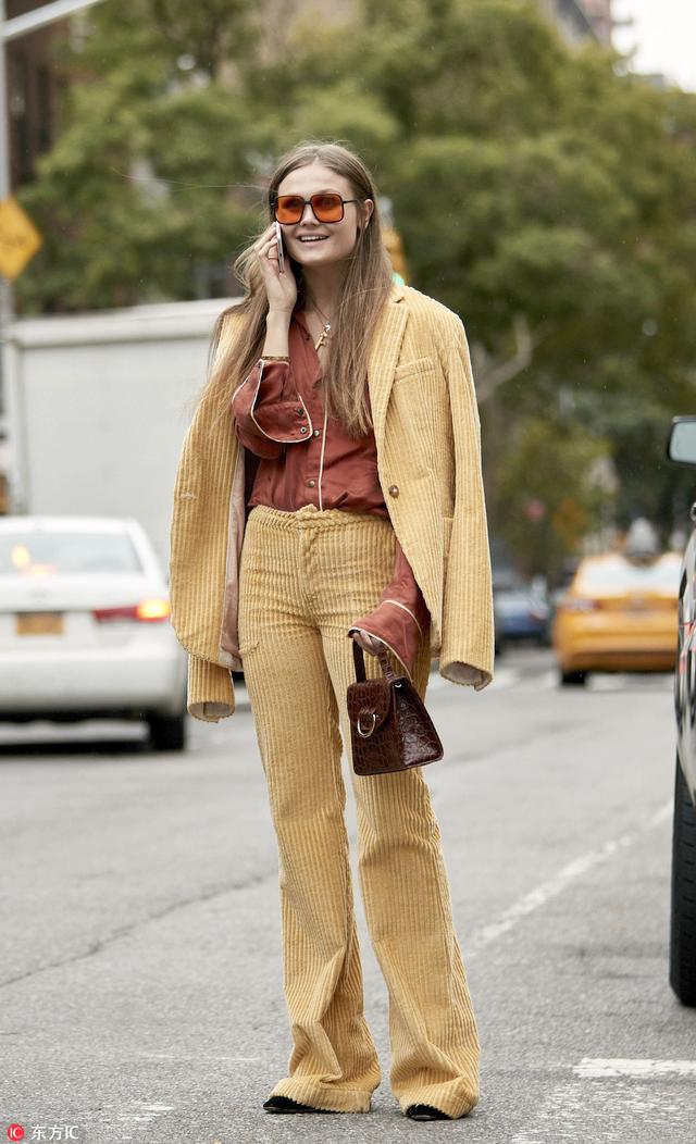 燈芯絨難穿？ 我看是你不夠“土”吧！