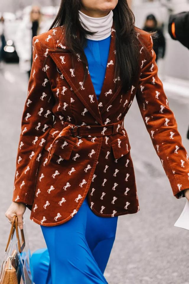 燈芯絨難穿？ 我看是你不夠“土”吧！