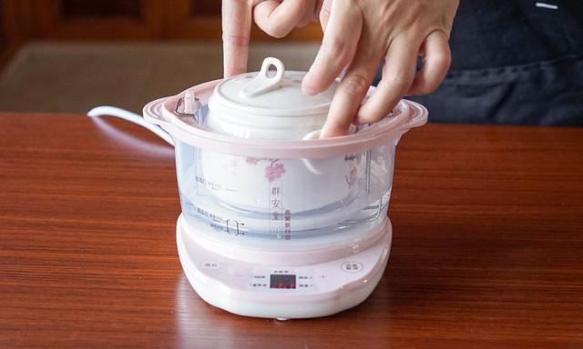 秋冬兩季，多做這湯，美味滋補，遠離手腳冰涼，女人不可錯過