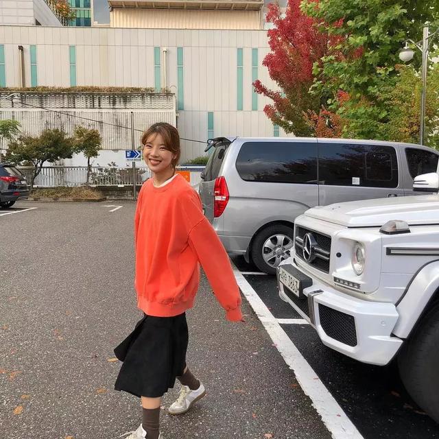 1件衛衣=27套穿搭，第8套太美了！