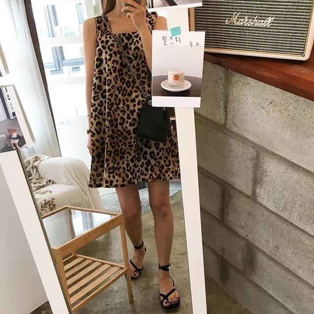 不再是俗豔的代名詞：韓國吹起的豹紋風潮，為穿搭注入靚麗元素