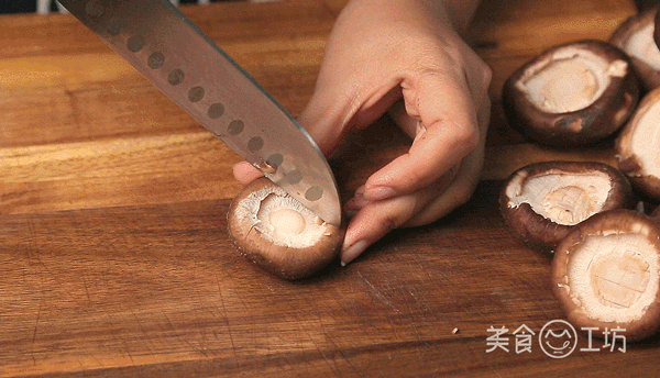 香菇這麼做，鮮香肥美，比鮑魚都好吃