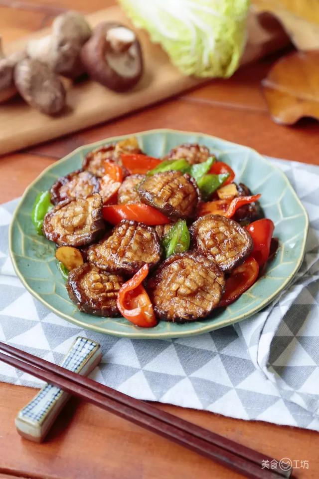 香菇這麼做，鮮香肥美，比鮑魚都好吃