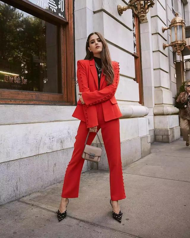 學會同色系穿搭，輕鬆穿出高級感