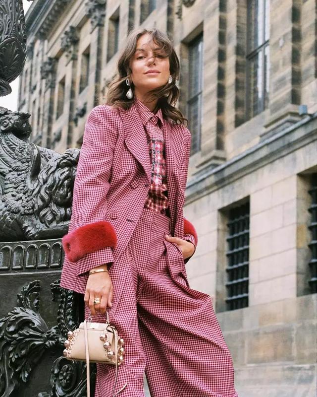 學會同色系穿搭，輕鬆穿出高級感