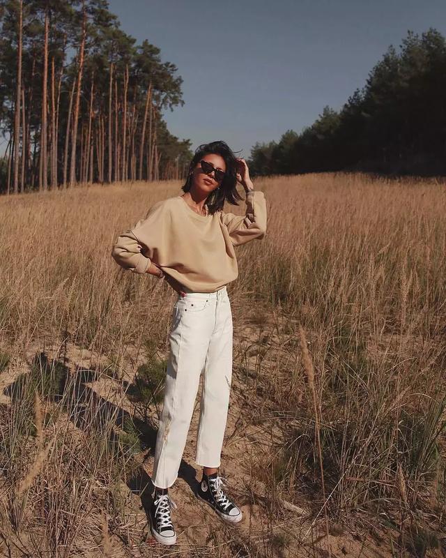 學會同色系穿搭，輕鬆穿出高級感